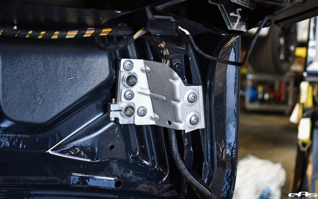 BMW Style Wing Adaptor kit for BMW F82 M4 - Clubsport Garage