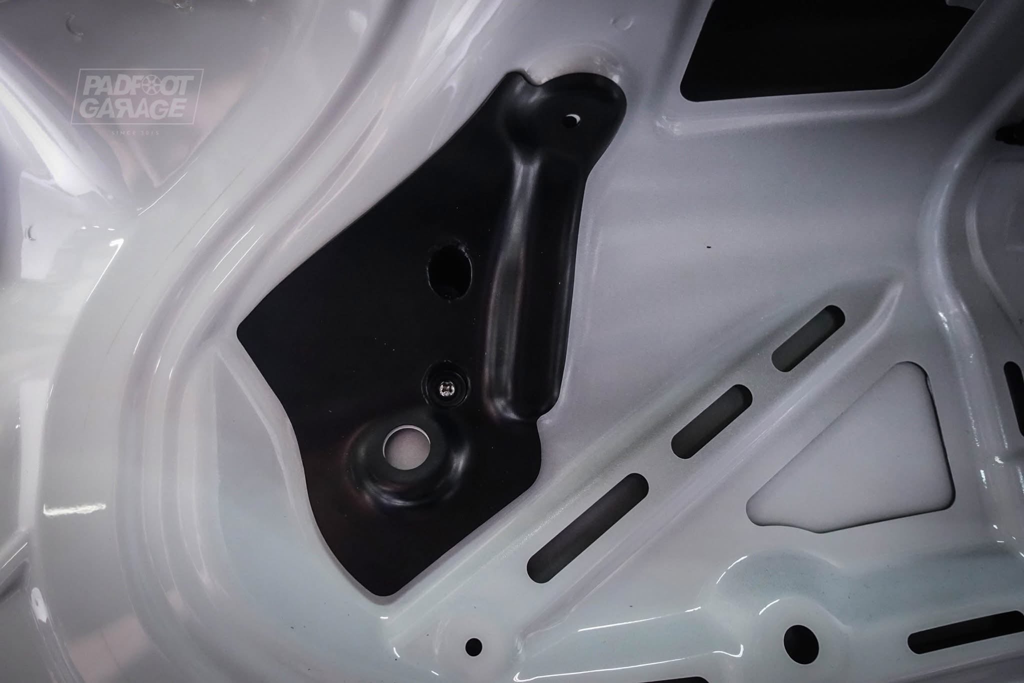 Genuine BMW F87 F22 Rear Wing Adaptor Kit - Clubsport Garage