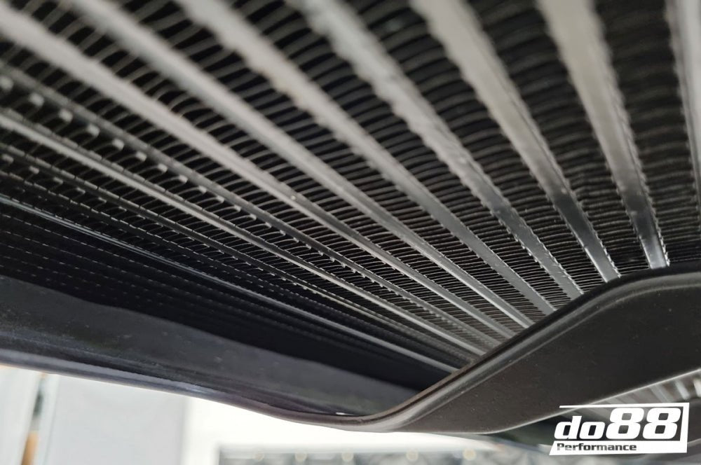 DO88 Engine Oil Cooler (BMW F8X M2C / M3 / M4) - Clubsport Garage